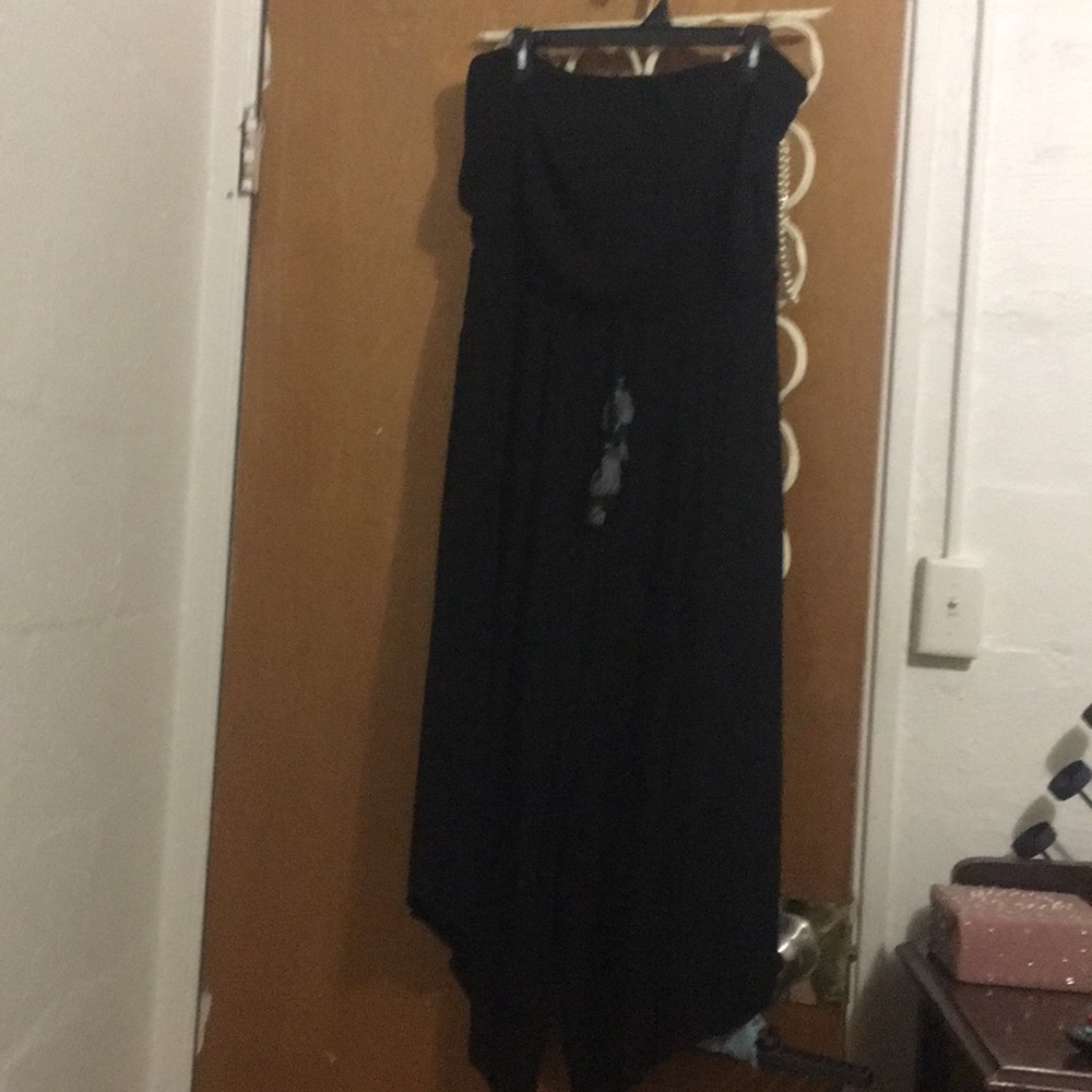 Black, sleeveless Romper